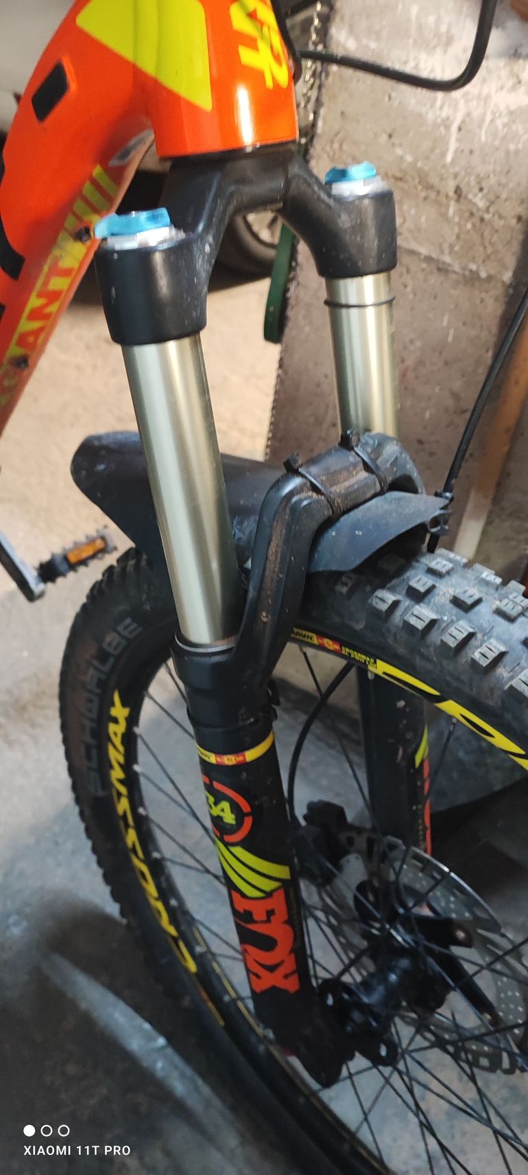 Used Giant Full-e+1 2016 Mountainbike, Orange — image 9 of 10