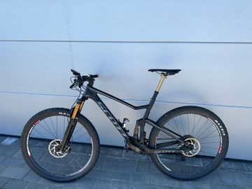 Used Scott Spark 900 Premium 2017 2017 Mountainbike, Black, 29 — image 2 of 9