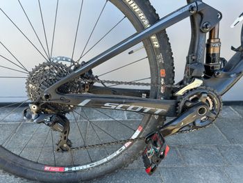 Scott Spark 900 Premium 2017 2017 Mountainbike usato, Nero — immagine 3 di 9