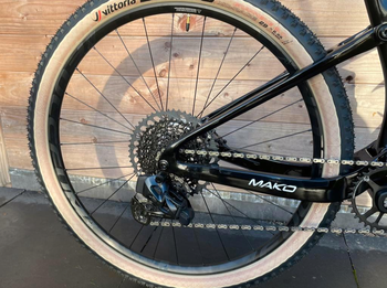 Used Berria MAKO 8 2022 Mountainbike, Blau — image 2 of 14