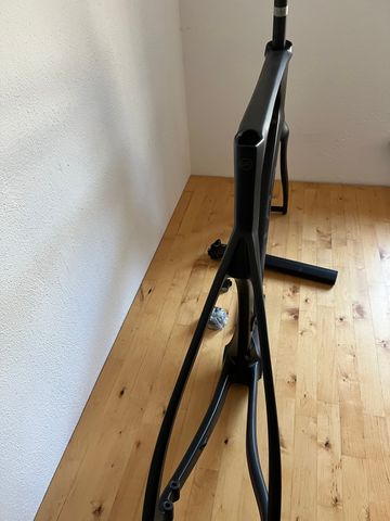 Käytetty Orro Venturi STC Frameset 2024 Road & Gravel — kuva 2 / 7