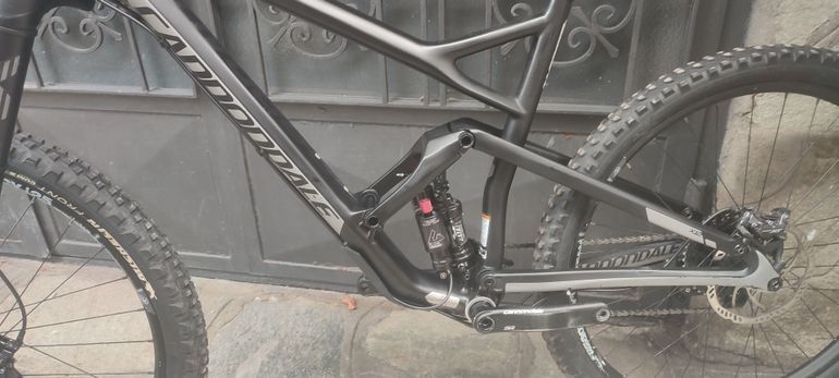 Used Cannondale Jekyll Carbon 2 2017 2017 Mountainbike, Black, 27.5 — image 7 of 7