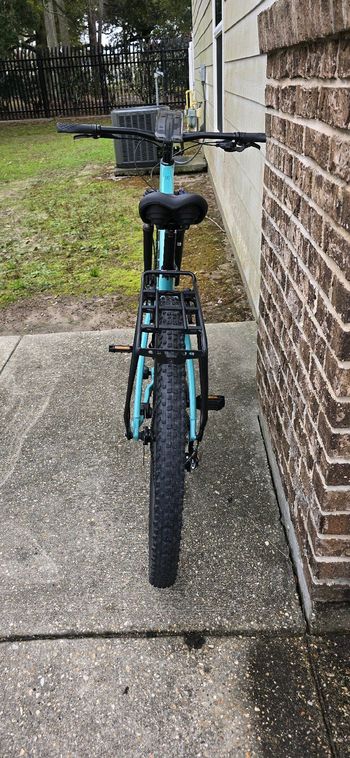 Used Trek Marlin Shimano Deore 2023 Mountainbike, Green, 29 — image 4 of 13