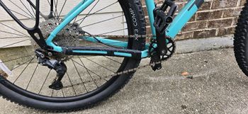 Used Trek Marlin Shimano Deore 2023 Mountainbike, Green, 29 — image 3 of 13