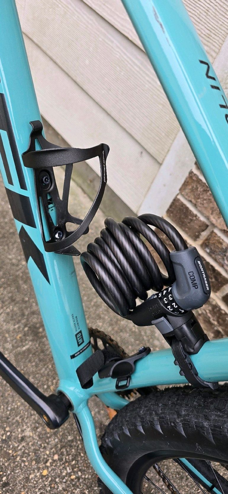 Used Trek Marlin Shimano Deore 2023 Mountainbike, Green, 29 — image 5 of 13