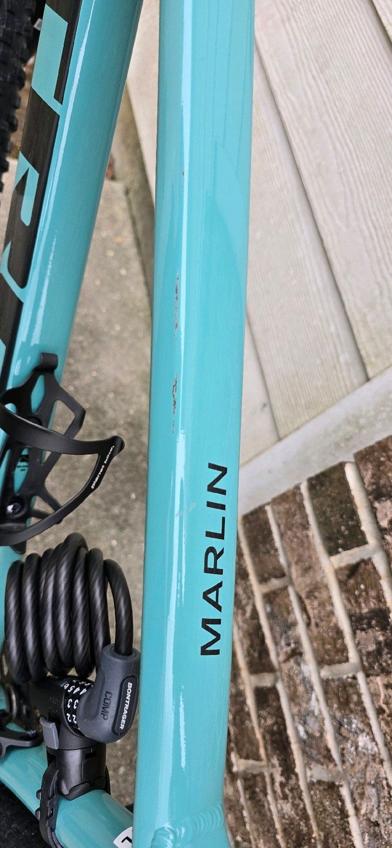 Used Trek Marlin Shimano Deore 2023 Mountainbike, Green, 29 — image 12 of 13