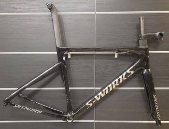 Specialized tarmac sl7 s-works frameset 2023 Road & Gravel d'occasion — image 1 sur 3