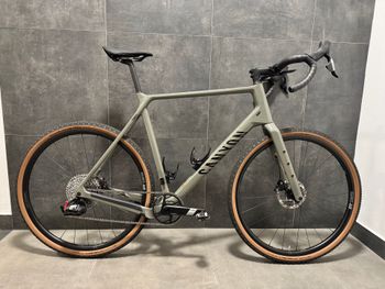 Used Canyon Grizl CF SL 6 AXS 2024 2024 Road & Gravel, Grün — image 1 of 5