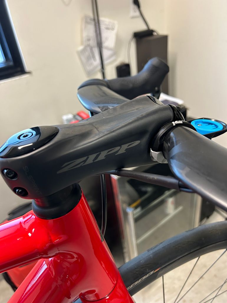 Used Specialized Allez Sprint 2019 Road & Gravel, Red — image 6 of 9