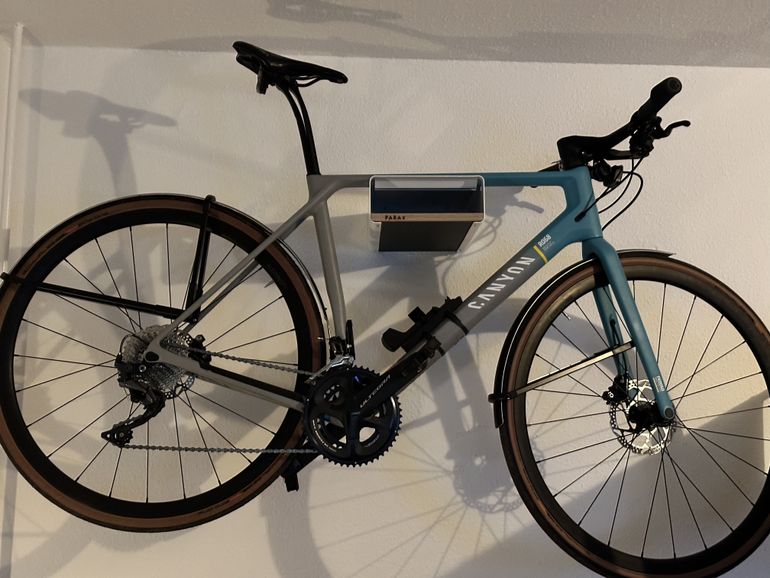 Used Canyon Roadlite CF 8 2022 Road & Gravel — image 1 of 3