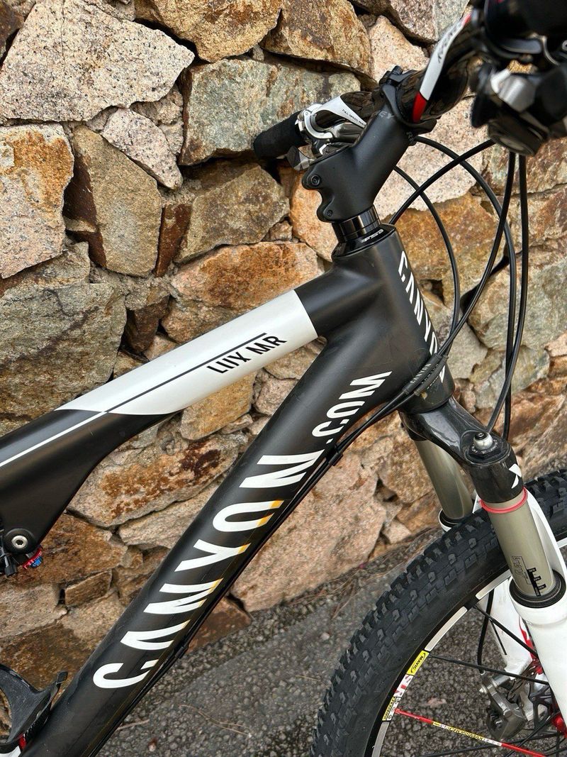 Used Canyon MR 9.0 SL 2015 Mountainbike, Black — image 2 of 6