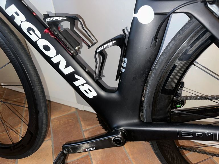 Used Argon 18 SRAM eTap Red 11 2019 Road & Gravel, Black — image 10 of 12