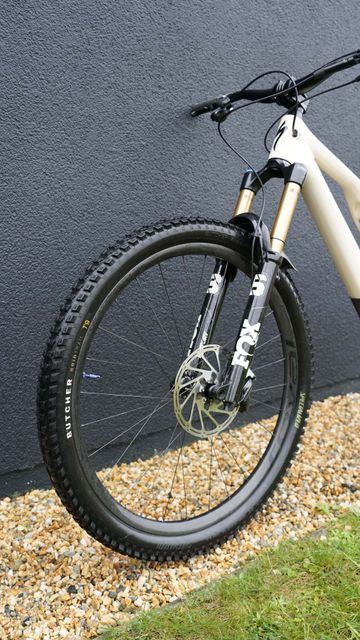 Used Specialized Stumpjumper EVO Pro 2022 2022 Mountainbike, Black, 29 — image 19 of 48