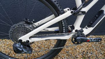 Used Specialized Stumpjumper EVO Pro 2022 2022 Mountainbike, Black, 29 — image 18 of 48