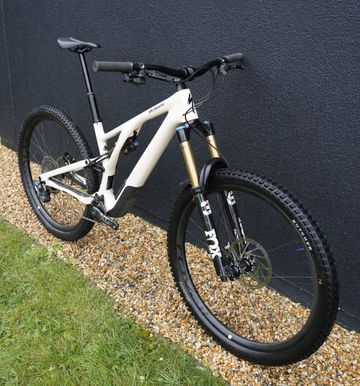 Used Specialized Stumpjumper EVO Pro 2022 2022 Mountainbike, Black, 29 — image 4 of 48