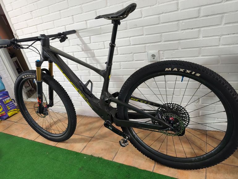 Gebrauchtes Scott Spark RC Team Issue 2024 2024 Mountainbike, Schwarz, 29 — Bild 9 von 16