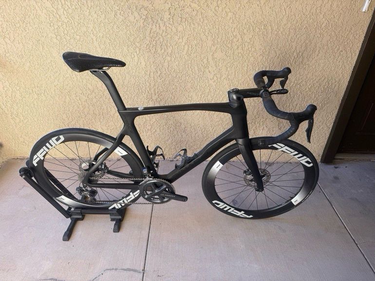 Used Pinarello PRINCE ULTEGRA Di2 12S Disc 2023 2023 Road & Gravel, Black — image 1 of 6