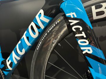 Brugt Factor SLiCK - SRAM Force w/ Power Meter 2024 2024 Road & Gravel — billede 9 af 26