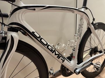 Used Pinarello Dogma 60.1 2013 Road & Gravel, White — image 8 of 19
