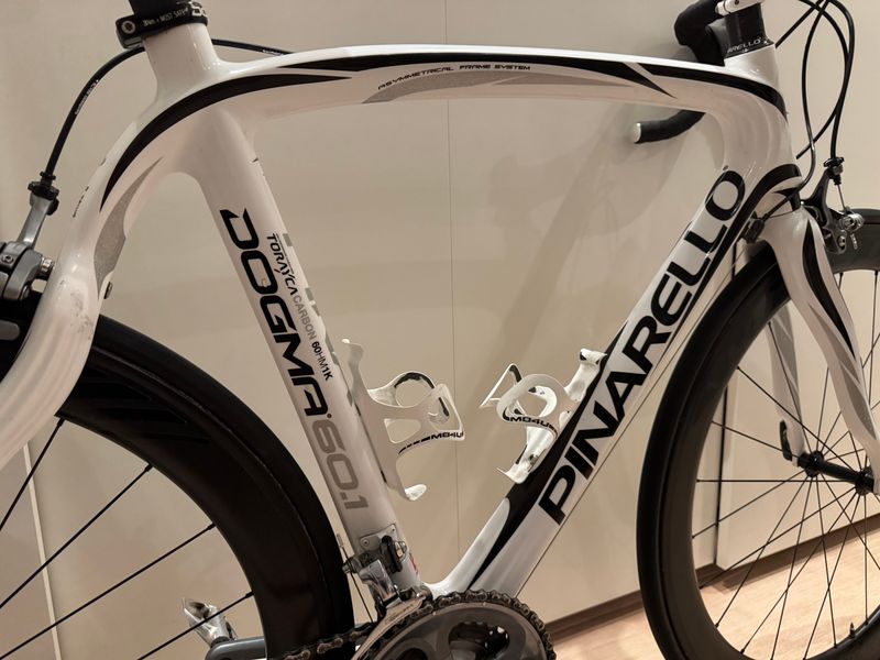 Used Pinarello Dogma 60.1 2013 Road & Gravel, White — image 12 of 19