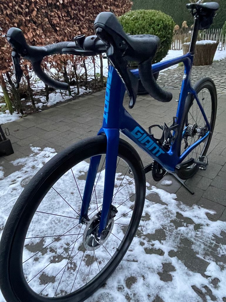Used Giant Giant Propel Advanced 2 Disc 2020 Road & Gravel, Blue — image 3 of 5