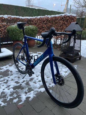 Used Giant Giant Propel Advanced 2 Disc 2020 Road & Gravel, Blue — image 5 of 5