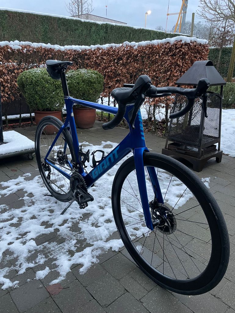 Used Giant Giant Propel Advanced 2 Disc 2020 Road & Gravel, Blue — image 5 of 5