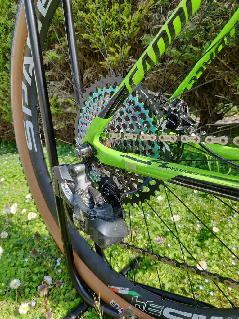 Tweedehands Cannondale carbon team 2018 Mountainbike — afbeelding 8 van 9