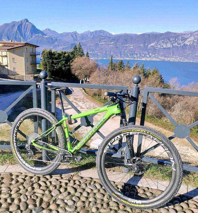 Tweedehands Cannondale carbon team 2018 Mountainbike — afbeelding 6 van 9