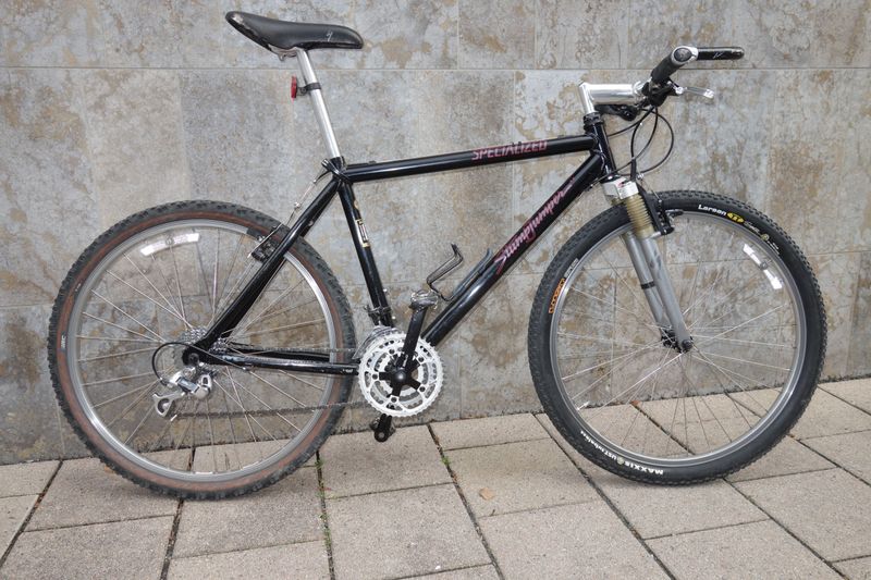 Used Specialized Stumpjumper FS M2 1995 Mountainbike, Black — image 1 of 14