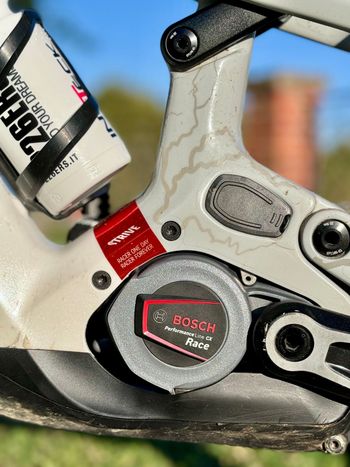 Used Canyon Strive:ON CFR LTD 2023 2023 Mountainbike, White, 29, 27.5 — image 3 of 4