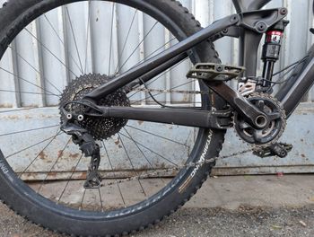 Used Trek Fuel EX 9.8 XT 2019 Mountainbike, Black — image 4 of 4