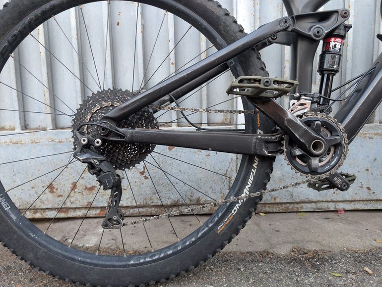 Used Trek Fuel EX 9.8 XT 2019 Mountainbike, Black — image 4 of 4