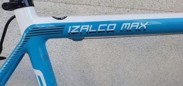 Used Focus Izalco MAX frameset + SRAM RED eTap 2x11 fullgroupset 2018 Road & Gravel, Blue — image 2 of 12