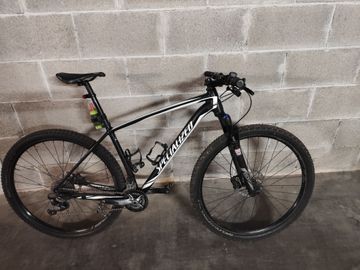 Używany Specialized Stumpjumper Comp 29 2016 2016 MTB