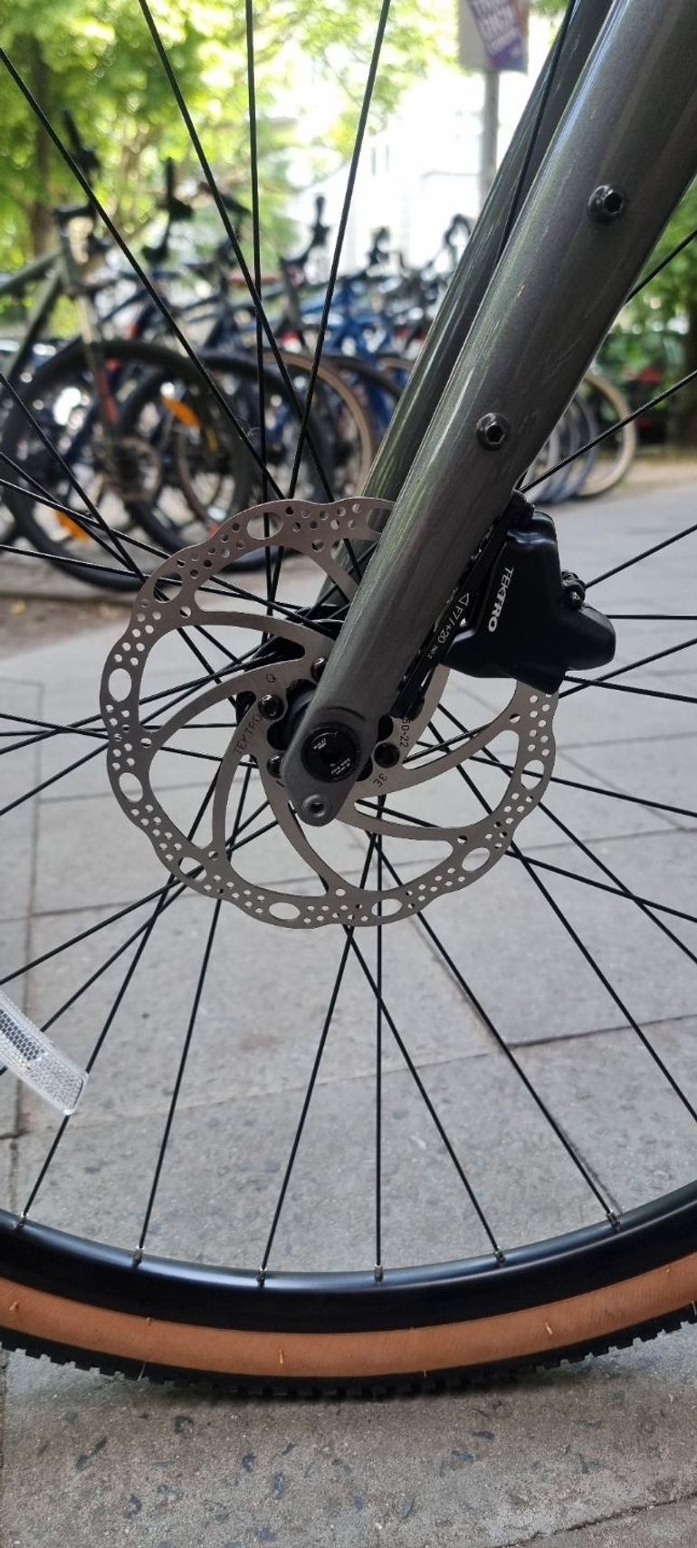 Used Marin DSX 1 2024 2024 Road & Gravel, Light Gray — image 4 of 6