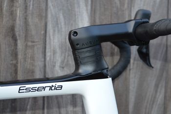 Used Aurum Essentia 2025 Road & Gravel, White — image 3 of 6