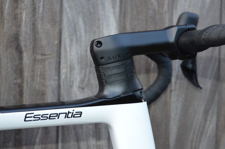 Used Aurum Essentia 2025 Road & Gravel, White — image 3 of 6