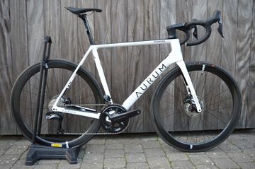Used Aurum Essentia 2025 Road & Gravel