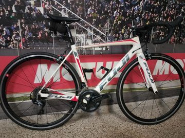 Used Fuji Altamira 2.1 2016 Road & Gravel
