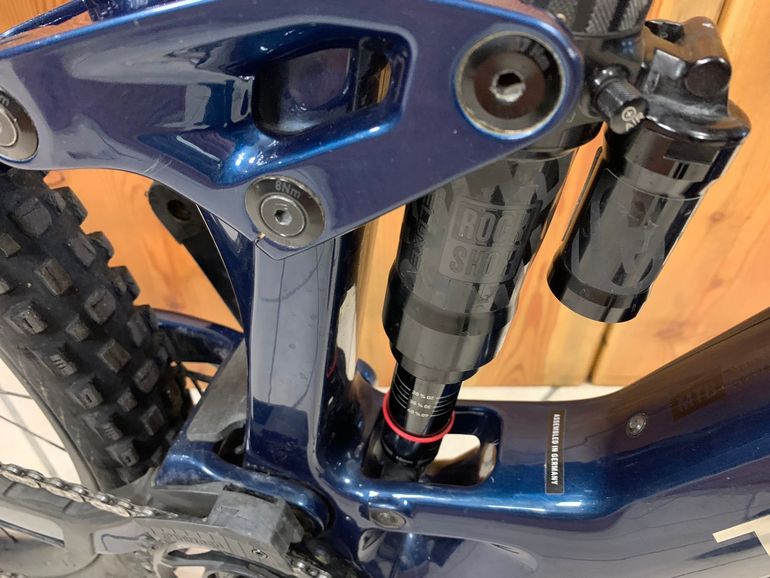 Trek Fuel EXe 9.8 XT 2023 2023 Mountainbike usato, Blu — immagine 12 di 14