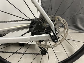 Used Canyon Grail AL 6.0 2020 Road & Gravel, Light Gray — image 4 of 11