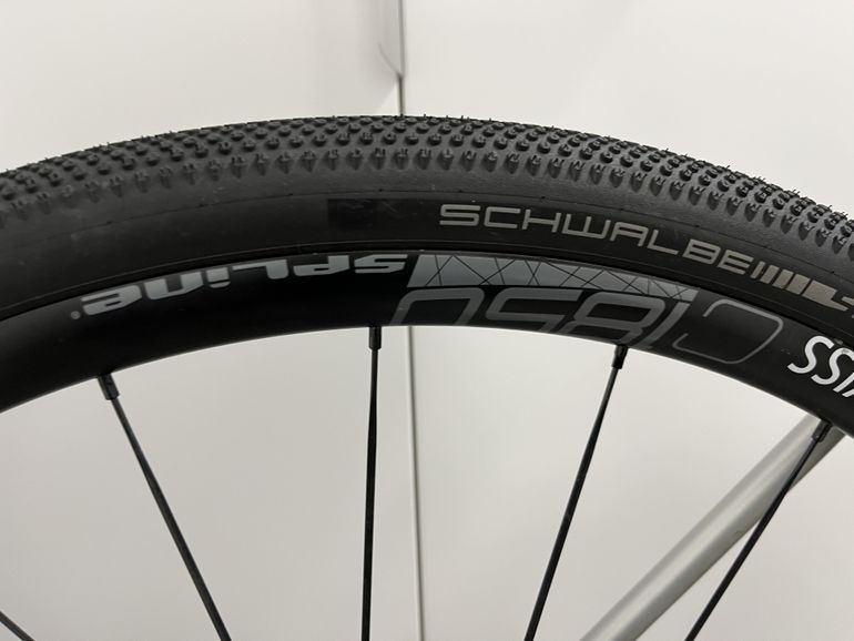 Used Canyon Grail AL 6.0 2020 Road & Gravel, Light Gray — image 5 of 11
