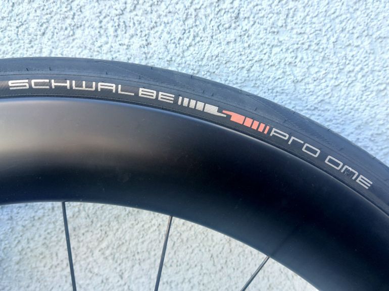 Used Canyon Aeroad CF SL 8 Disc 2023 2023 Road & Gravel, Black — image 9 of 13