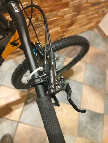 Used Whistle Comanche 2025 Mountainbike — image 5 of 6
