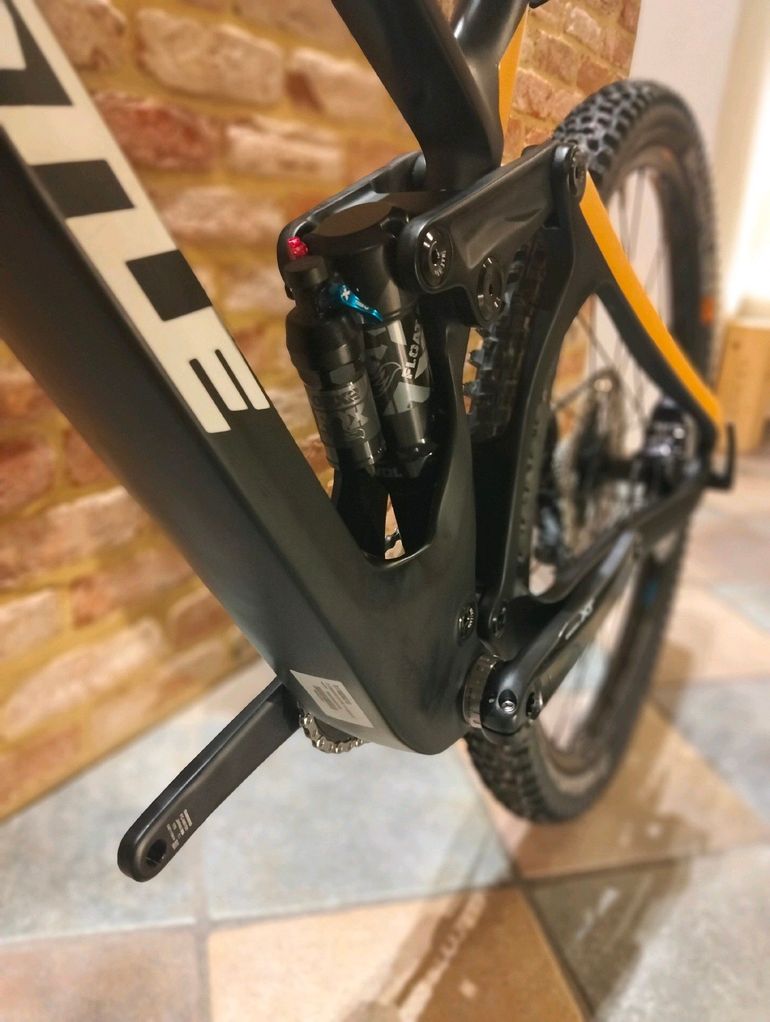 Used Whistle Comanche 2025 Mountainbike — image 4 of 6