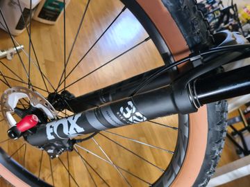 Used Lee Cougan Rampage RE Shimano Deore XT 2025 Mountainbike, Red — image 5 of 6