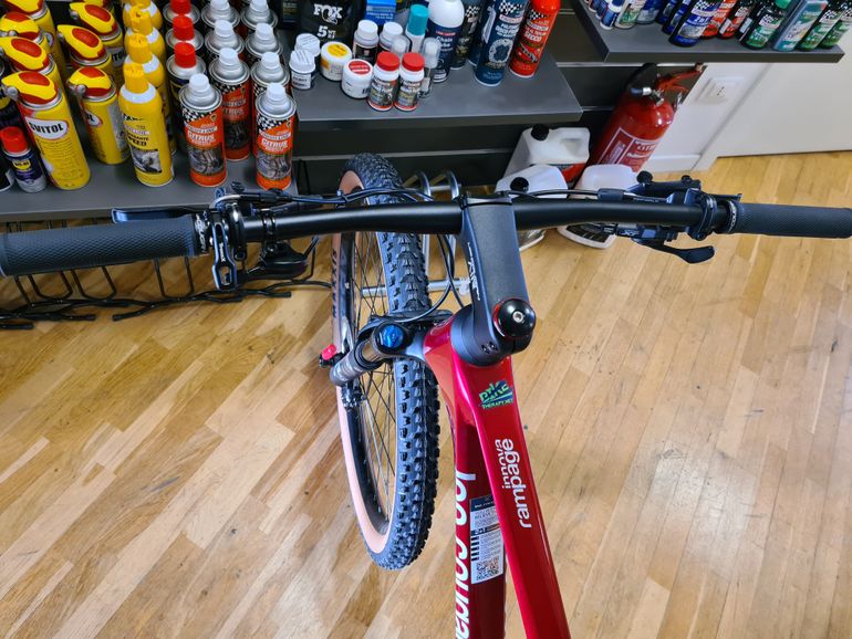 Gebrauchtes Lee Cougan Rampage RE Shimano Deore XT 2025 Mountainbike, Rot — Bild 6 von 6