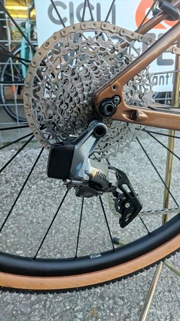 Tweedehands Focus ATLAS 8.9 2022 2022 Road & Gravel — afbeelding 4 van 11
