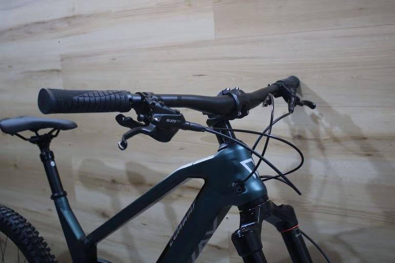 Used Conway WME 2.7 Full Suspension 2022 Mountainbike, Green — image 2 of 5